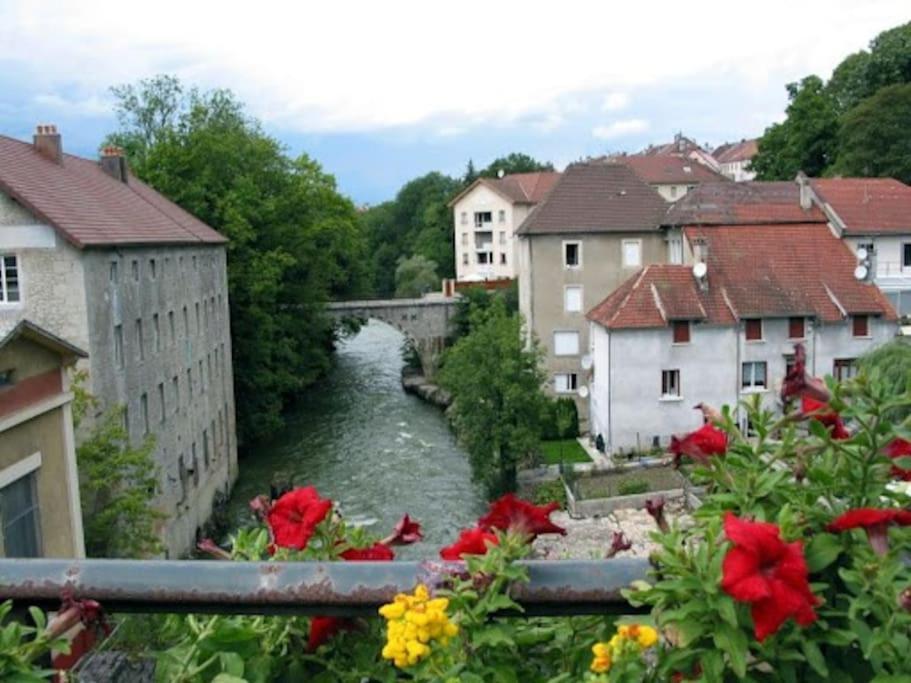 Superbe Appartement Au Coeur Du Jura Champagnole Exterior foto
